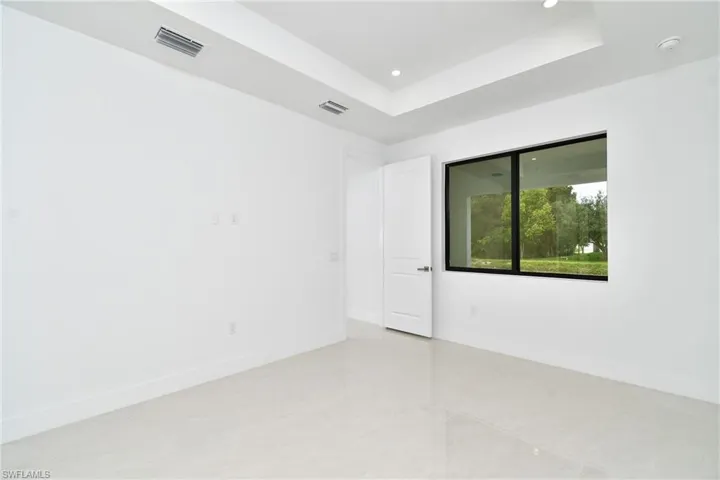 728 La Plata Ave, Lehigh Acres, Florida 33974