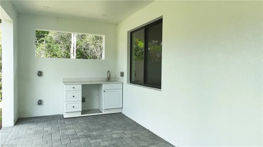 728 La Plata Ave, Lehigh Acres, Florida 33974