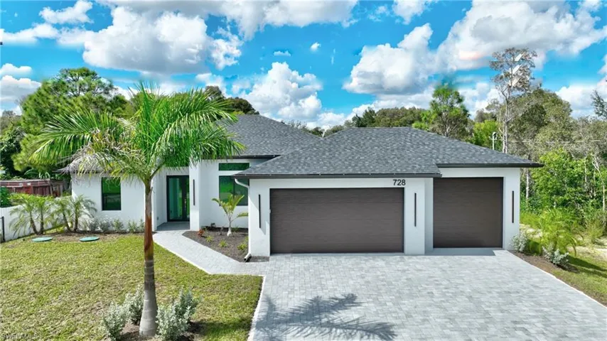 728 La Plata Ave, Lehigh Acres, Florida 33974