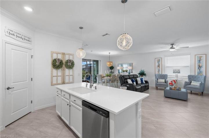 2188  Cara Cara  WAY, NAPLES, FL 34120