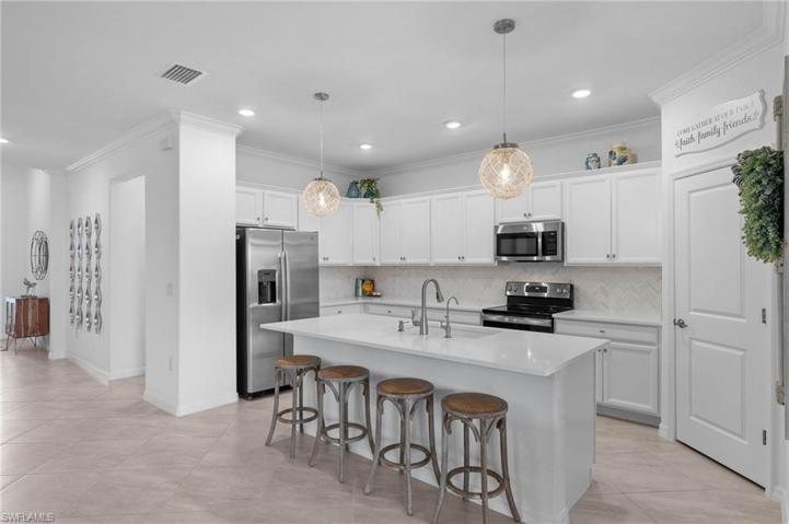 2188  Cara Cara  WAY, NAPLES, FL 34120