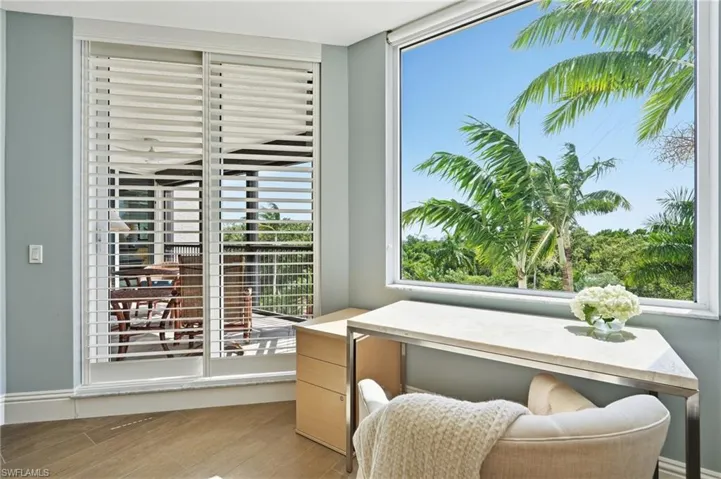 7225 Pelican Bay Blvd 302, Naples, Florida 34108
