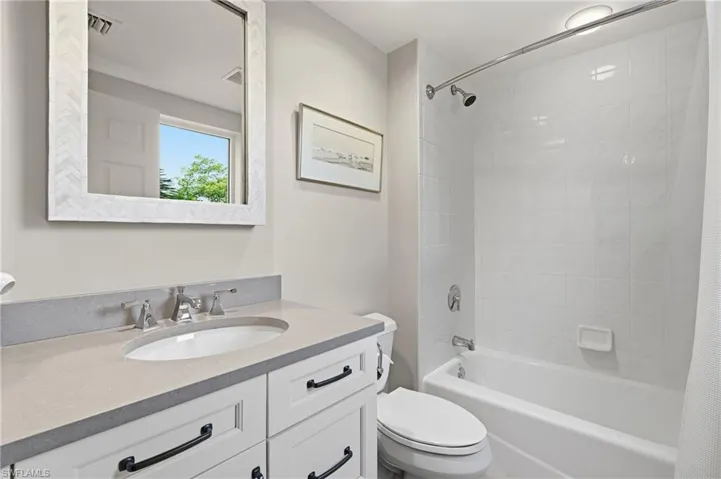 7225 Pelican Bay Blvd 302, Naples, Florida 34108