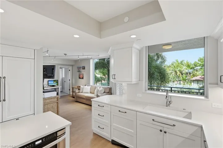 7225 Pelican Bay Blvd 302, Naples, Florida 34108