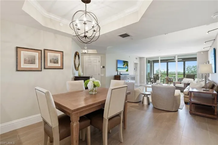 7225 Pelican Bay Blvd 302, Naples, Florida 34108