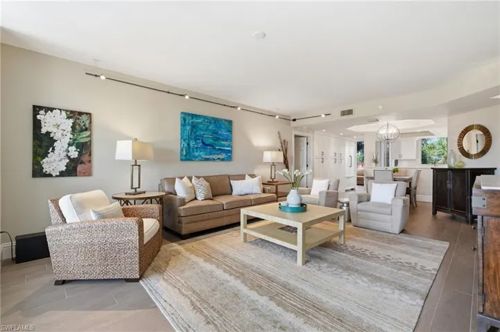 7225 Pelican Bay Blvd 302, Naples, Florida 34108