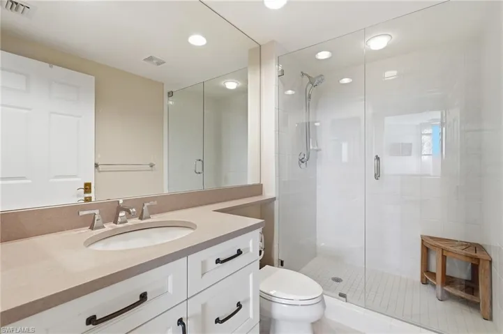 7225 Pelican Bay Blvd 302, Naples, Florida 34108