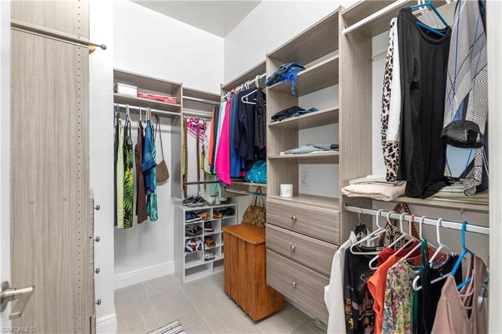 Custom Closets