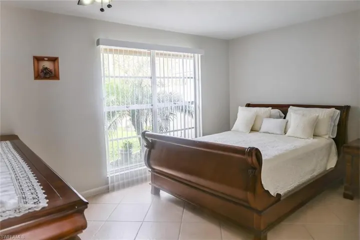 18450 Orangecrest Ct, Lehigh Acres, Florida 33936