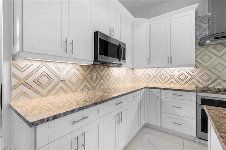3026 64th Ave Ne, Naples, Florida 34120