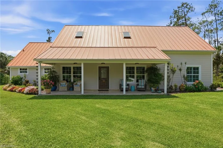 681 7th St Sw, Naples, Florida 34117