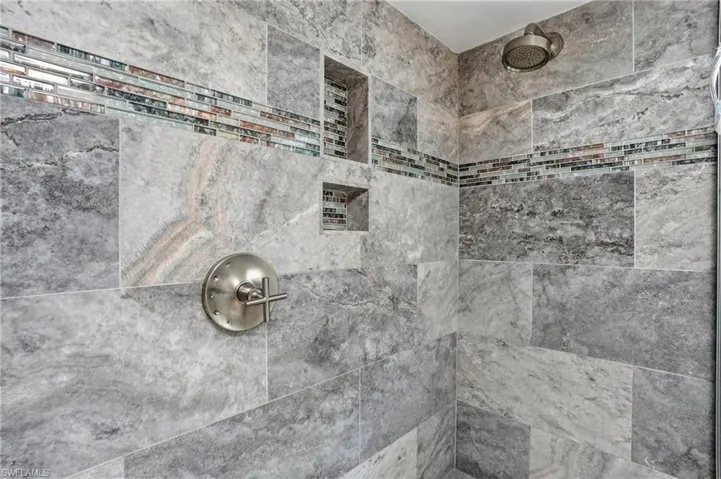 2nd Bathroom shower