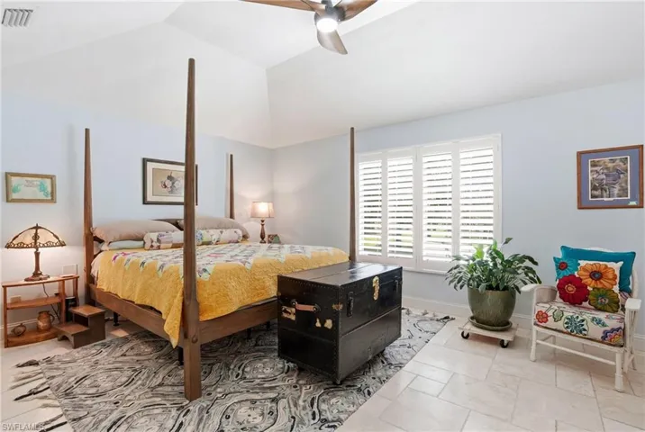 681 7th St Sw, Naples, Florida 34117
