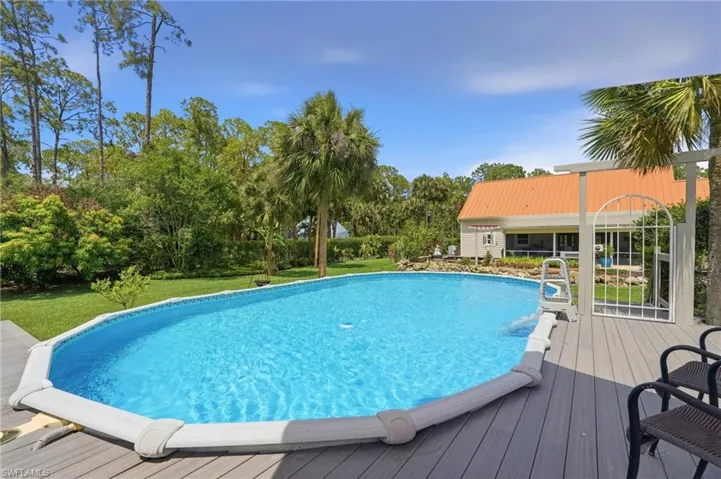 681 7th St Sw, Naples, Florida 34117