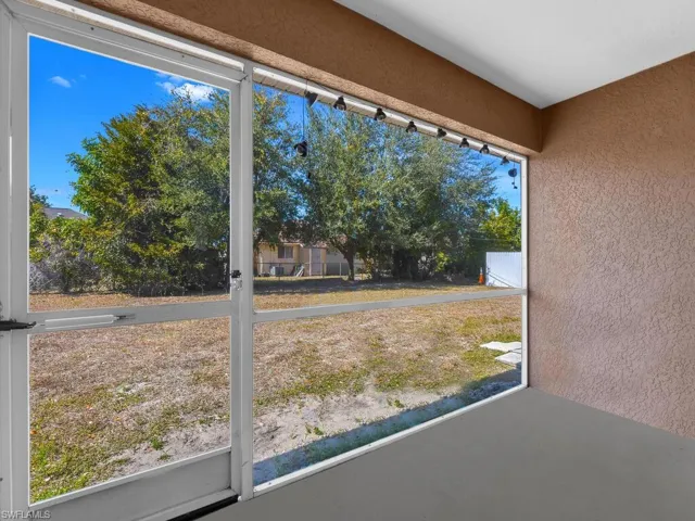 1208/1210 SE 24th  AVE, Cape Coral, FL 33990