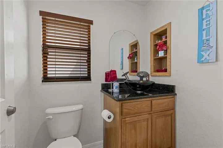 313 SE 6th  ST, Cape Coral, FL 33990