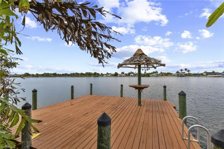 313 SE 6th  ST, Cape Coral, FL 33990