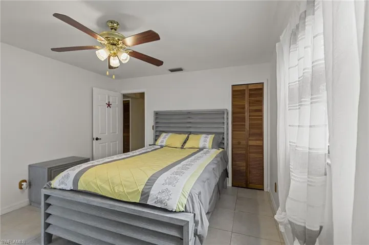 313 SE 6th  ST, Cape Coral, FL 33990