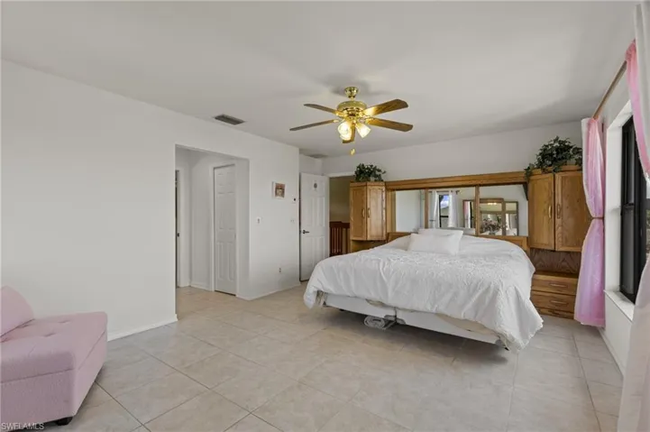 313 SE 6th  ST, Cape Coral, FL 33990