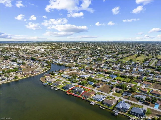 313 SE 6th  ST, Cape Coral, FL 33990