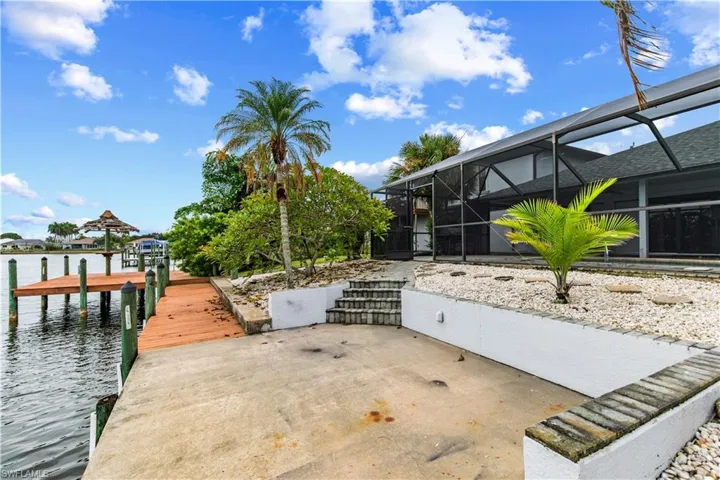 313 Se 6th St, Cape Coral, Florida 33990