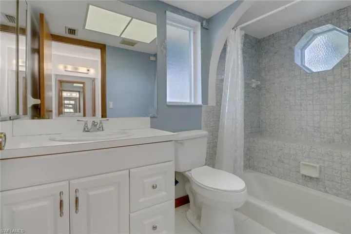 3519 Se 4th Ave, Cape Coral, Florida 33904