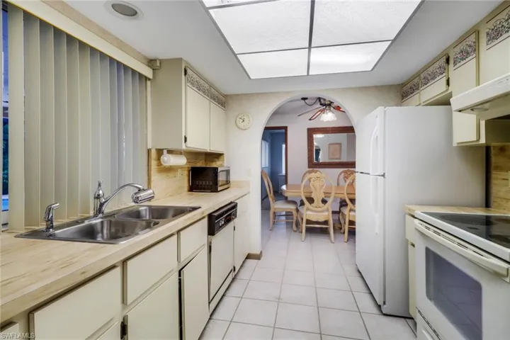 3519 Se 4th Ave, Cape Coral, Florida 33904
