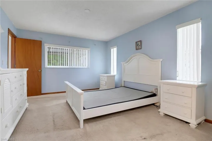 3519 Se 4th Ave, Cape Coral, Florida 33904
