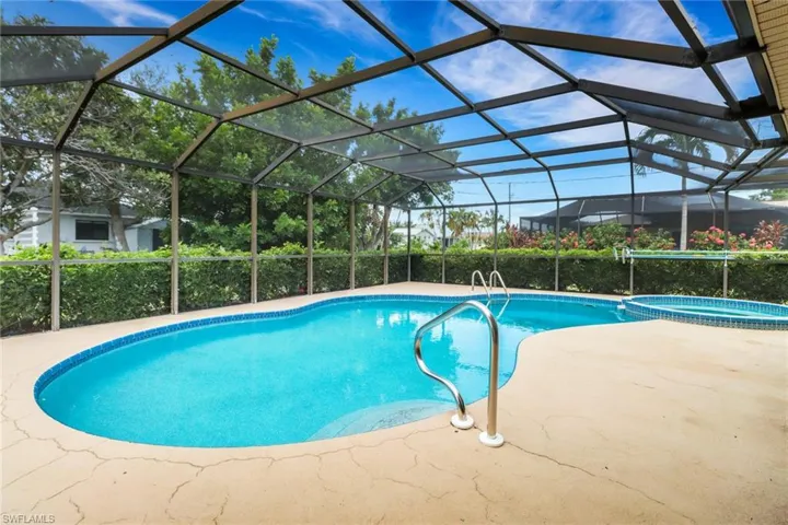 3519 Se 4th Ave, Cape Coral, Florida 33904