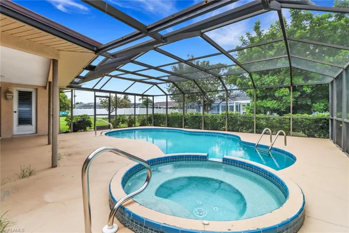 3519 Se 4th Ave, Cape Coral, Florida 33904