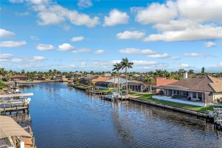 4518 Sw 22nd Pl, Cape Coral, Florida 33914