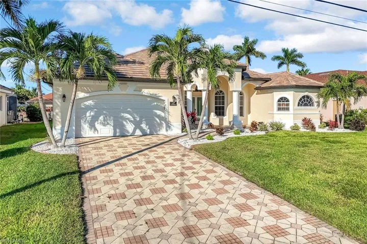 4518 Sw 22nd Pl, Cape Coral, Florida 33914