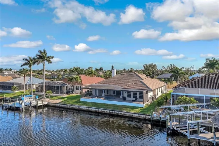 4518 Sw 22nd Pl, Cape Coral, Florida 33914