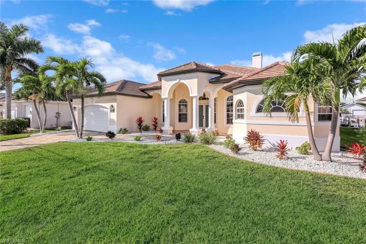 4518 Sw 22nd Pl, Cape Coral, Florida 33914