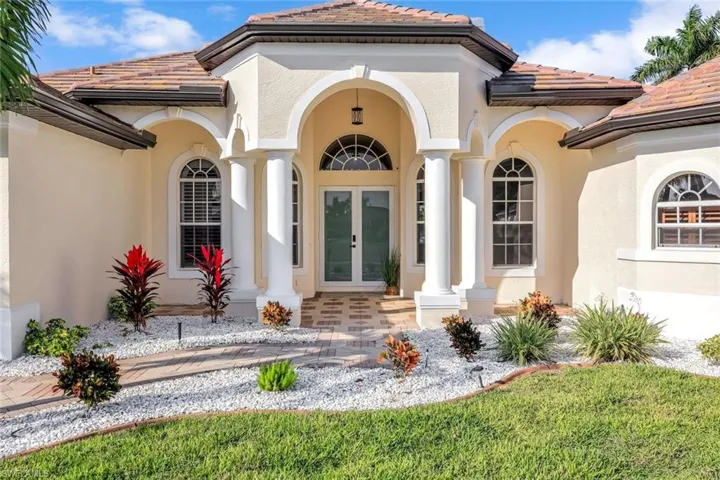 4518 Sw 22nd Pl, Cape Coral, Florida 33914
