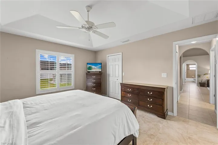 1318 SE 15th ST, CAPE CORAL FL 33990