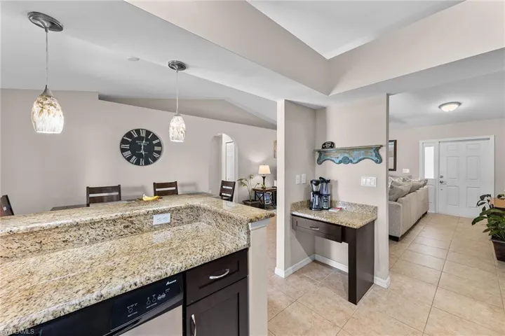 1318 SE 15th ST, CAPE CORAL FL 33990