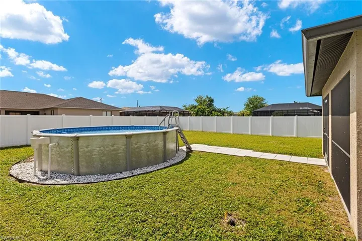 1318 SE 15th ST, CAPE CORAL FL 33990