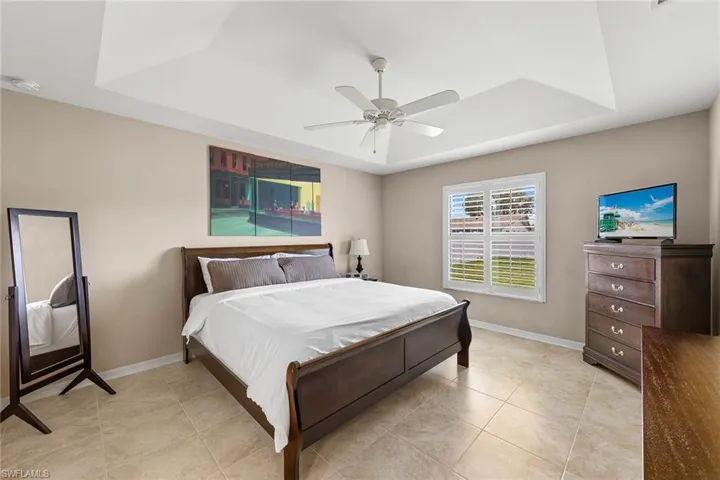1318 SE 15th ST, CAPE CORAL FL 33990