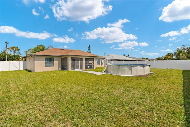 1318 SE 15th ST, CAPE CORAL FL 33990
