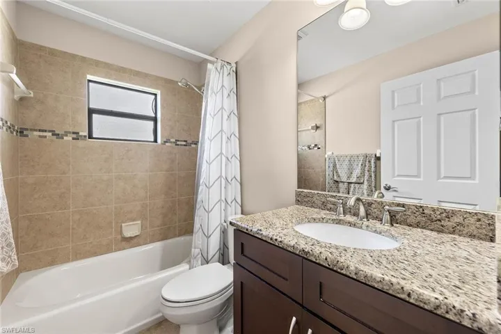 1318 SE 15th ST, CAPE CORAL FL 33990