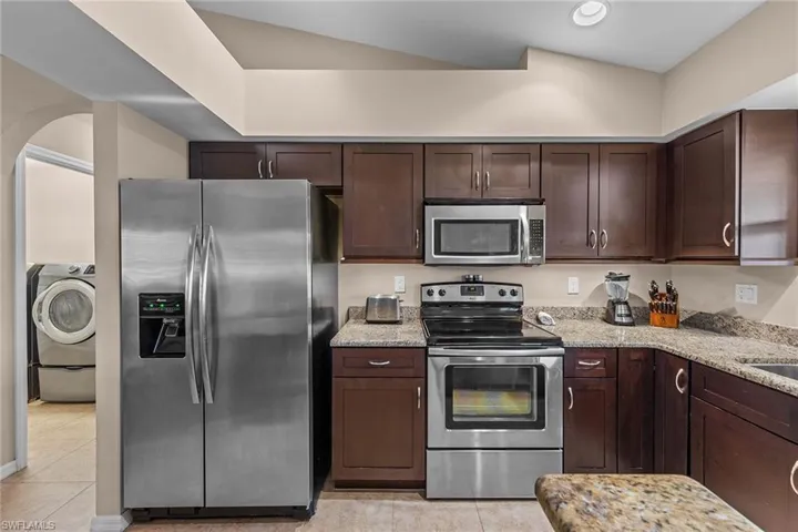 1318 SE 15th ST, CAPE CORAL FL 33990