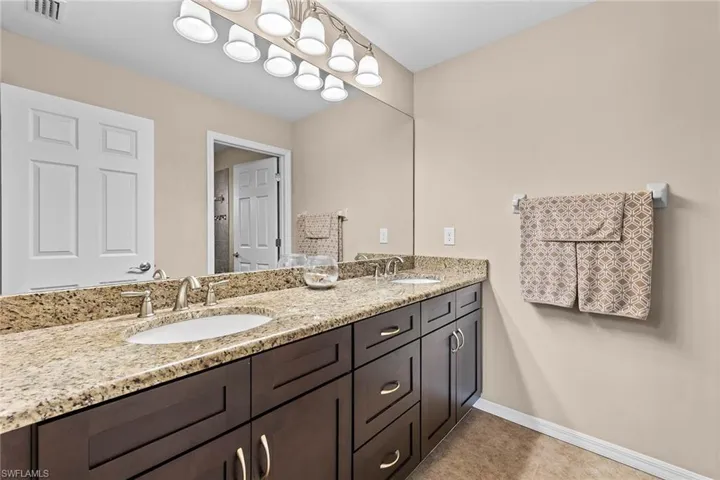 1318 SE 15th ST, CAPE CORAL FL 33990