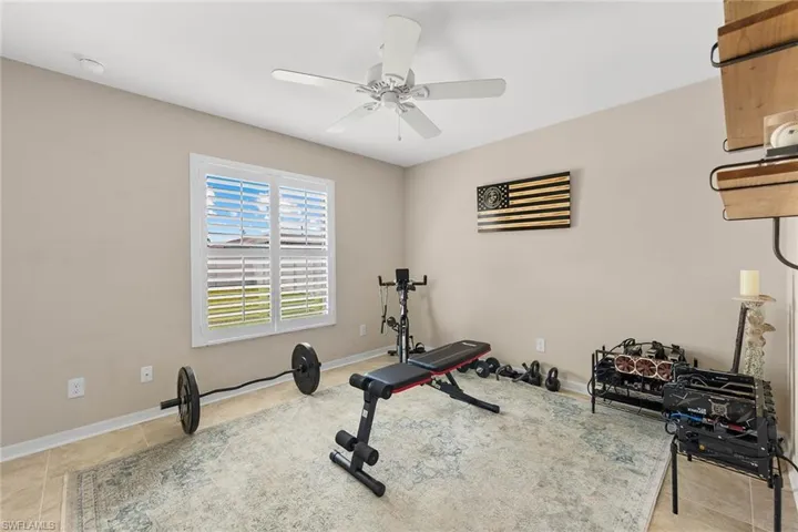 1318 SE 15th ST, CAPE CORAL FL 33990