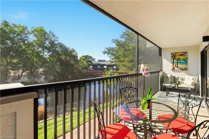 Balcony with a sunroom
