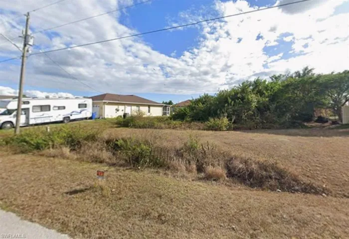 5221 Butte St, Lehigh Acres, Florida 33971