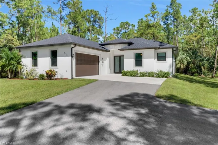 3833  8th SE AVE, Naples, FL 34117