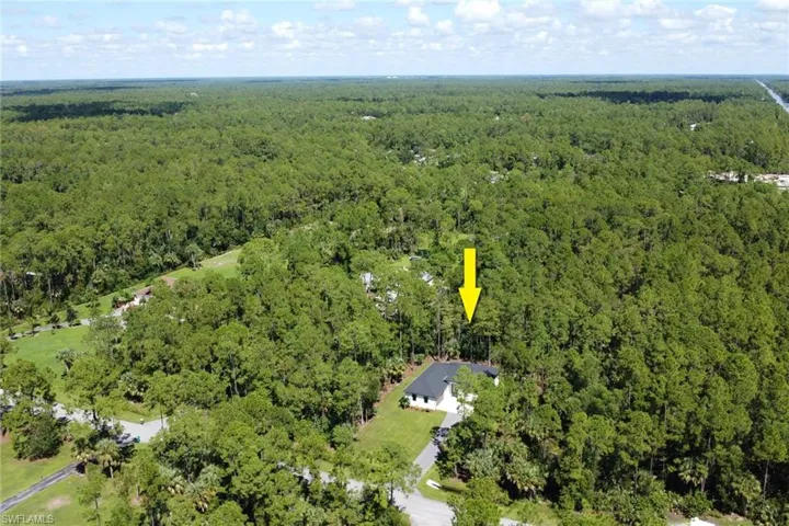 3833  8th SE AVE, Naples, FL 34117