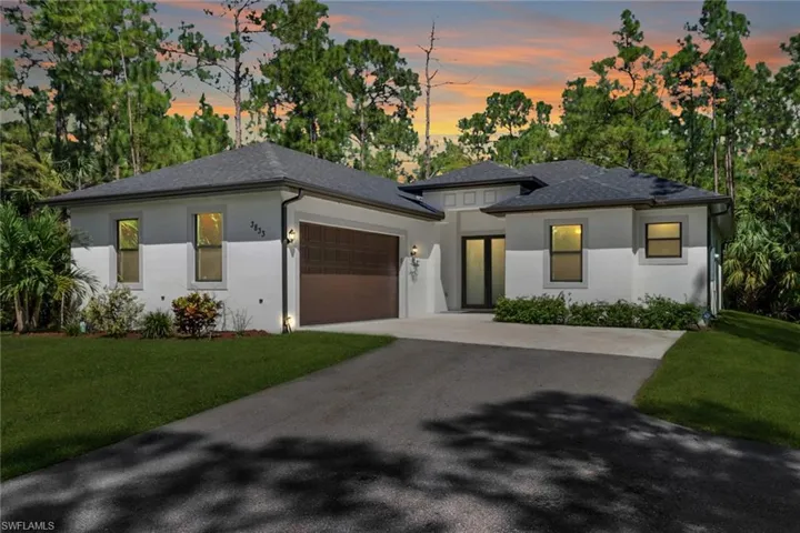 3833  8th SE AVE, Naples, FL 34117