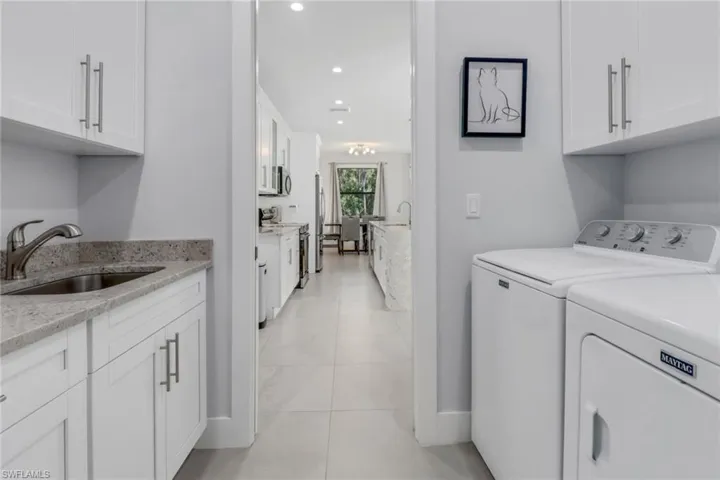 3833  8th SE AVE, Naples, FL 34117